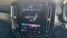 Volvo XC40 2.0 B4P Ultra Dark 5dr Auto Petrol Estate